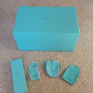 Tiffany pouches and box